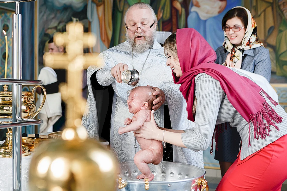 Крестины таинство крещения