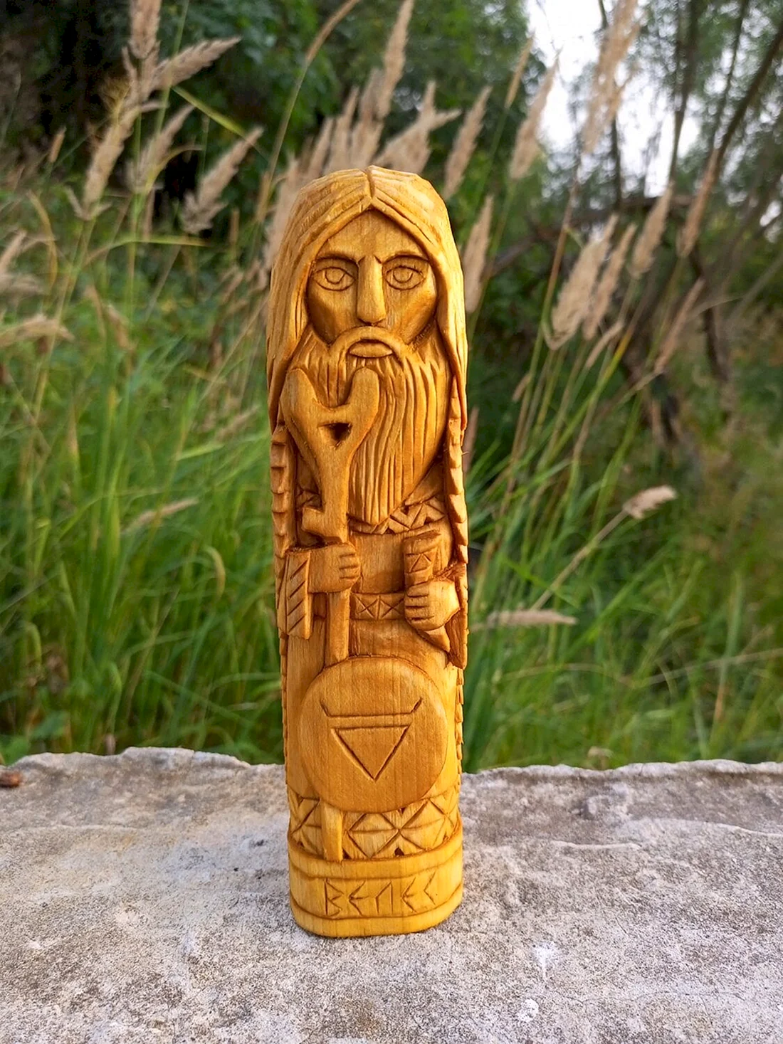 Кумир Велеса