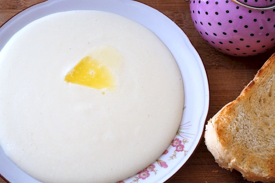 Манная каша на молоке