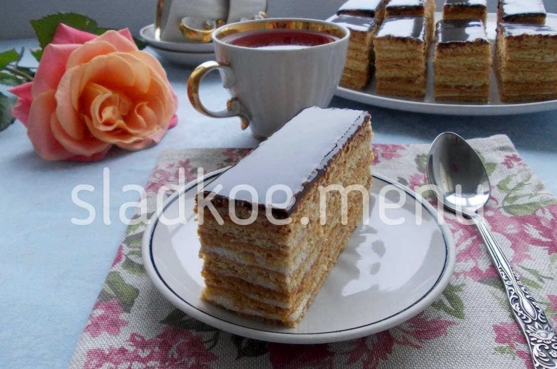 Медовик и Птичье молоко армянский