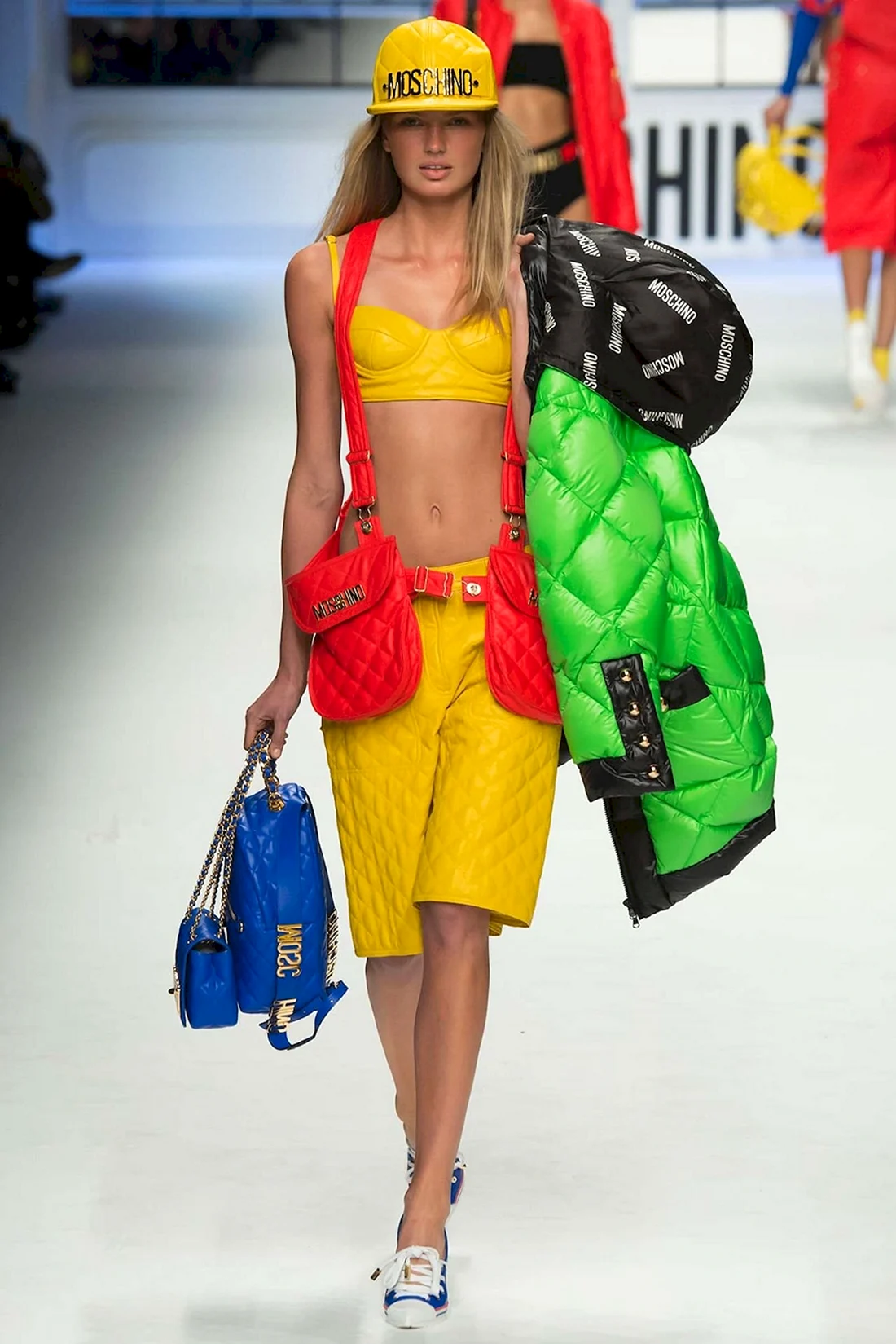 Moschino осень-зима 2015-2016