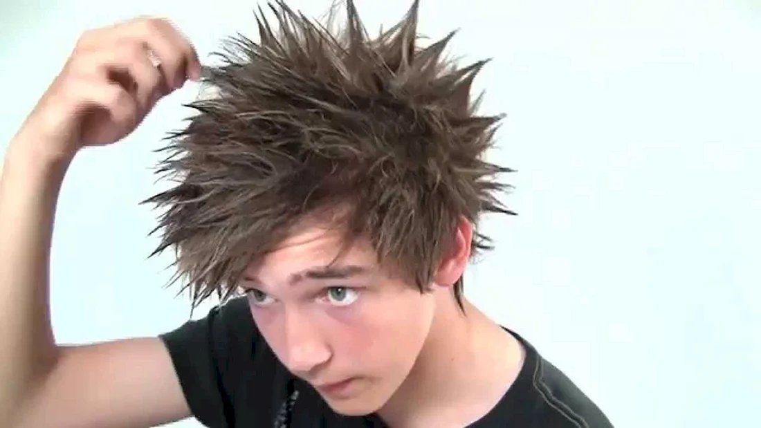 Мужская стрижка Spiky hair