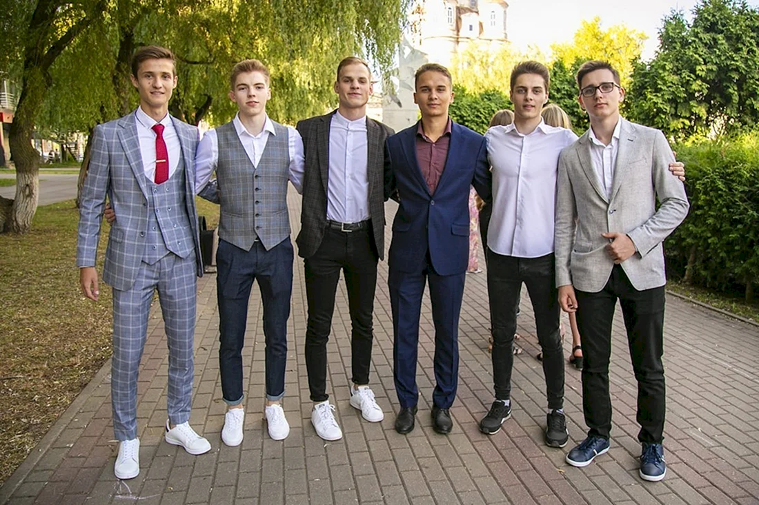 Одежда на выпускной для парней