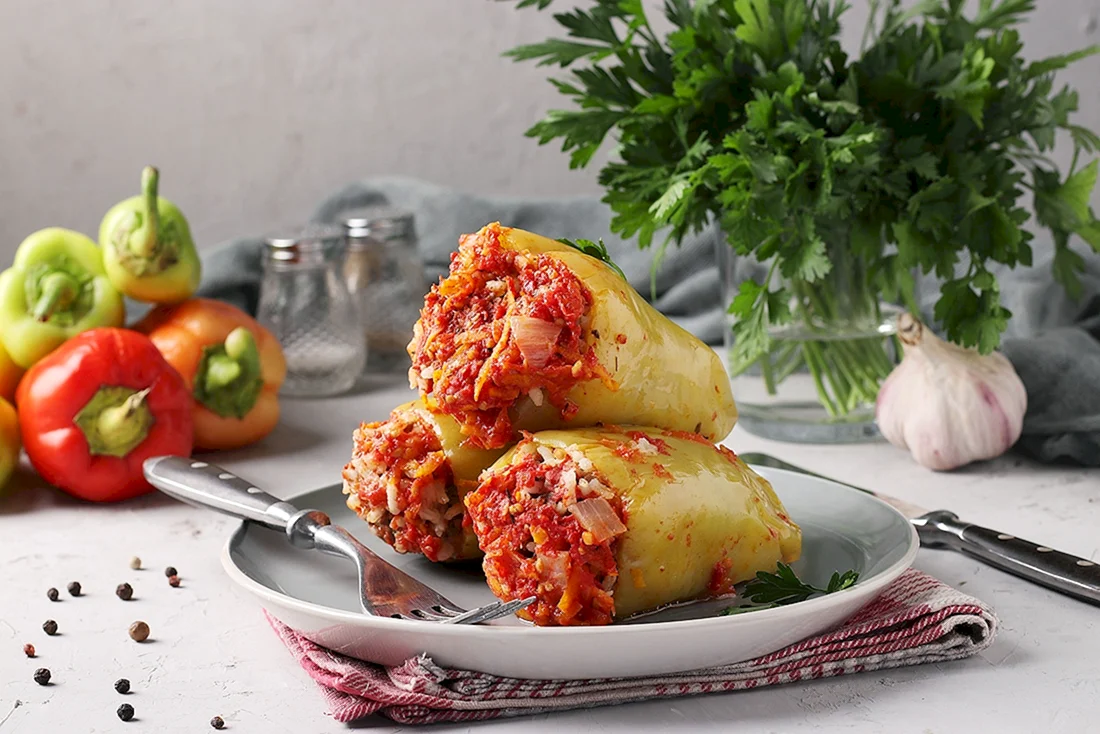 Перец фаршированный булгуром