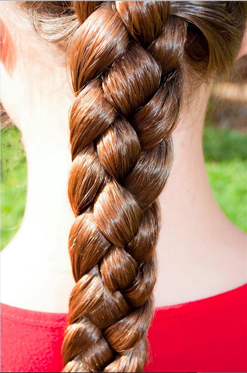 Прическа: плетение косы из 4 прядей с лентой. 4 Strand Braid