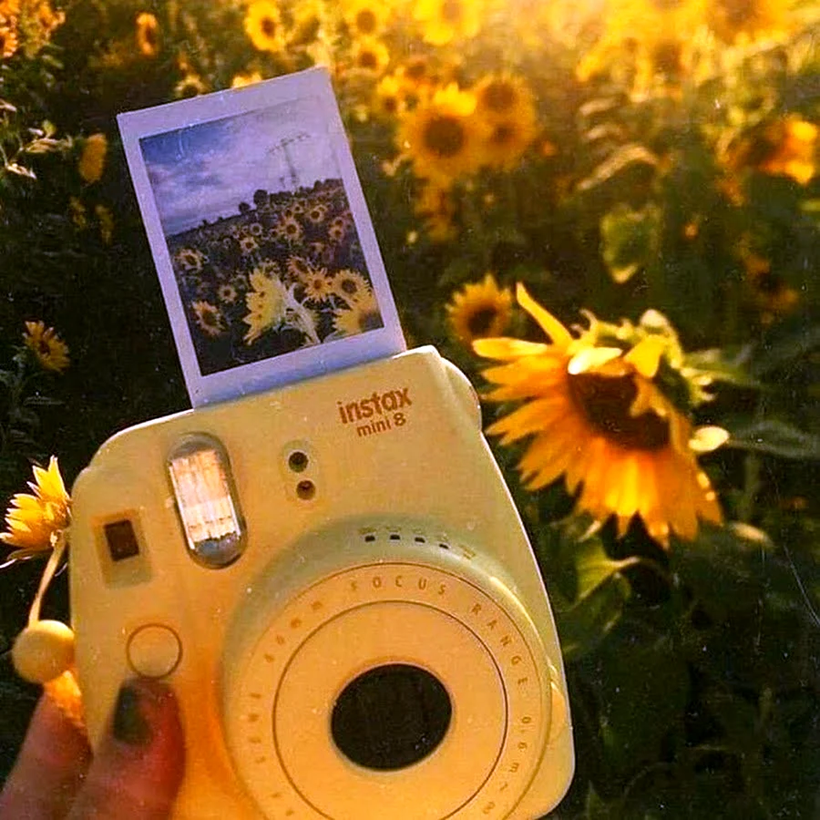 Полароид фотоаппарат Instax