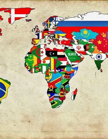 Политическая карта мира с флагами государств