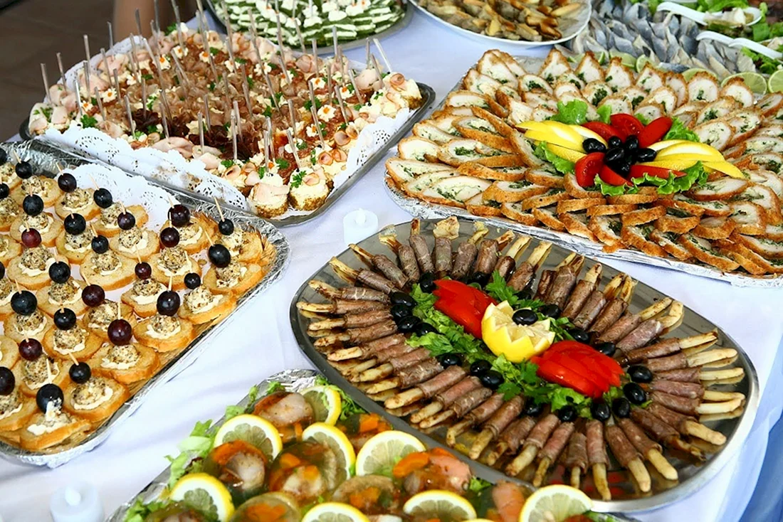 Праздничный стол