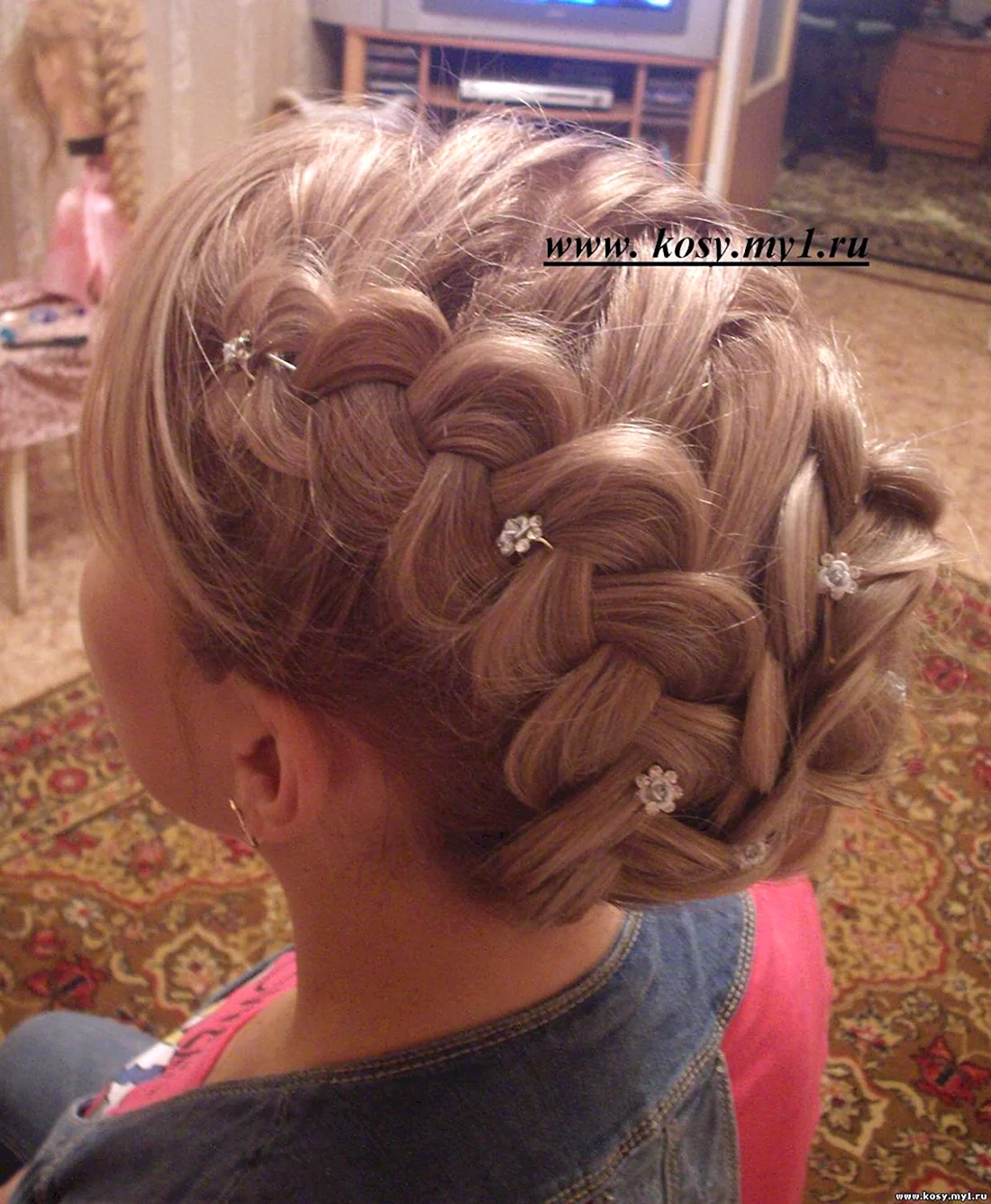 Прически из косичек