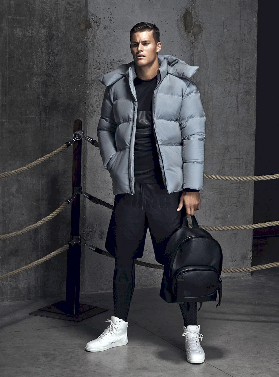 Пуховик Alexander Wang