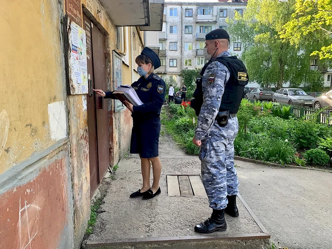 С днем пристава