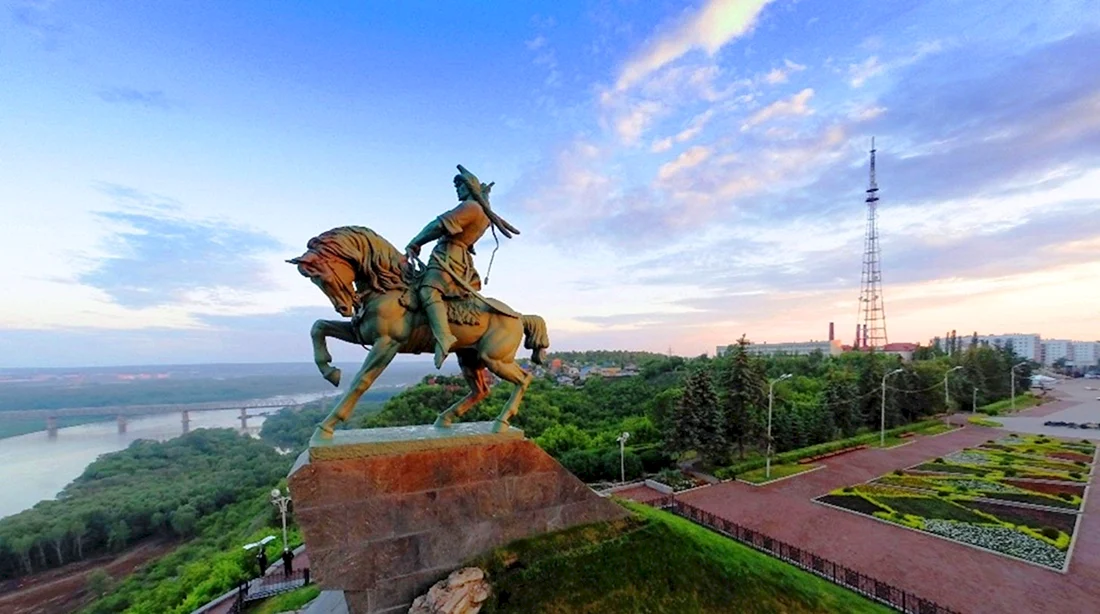 Салават Юлаев памятник в Уфе