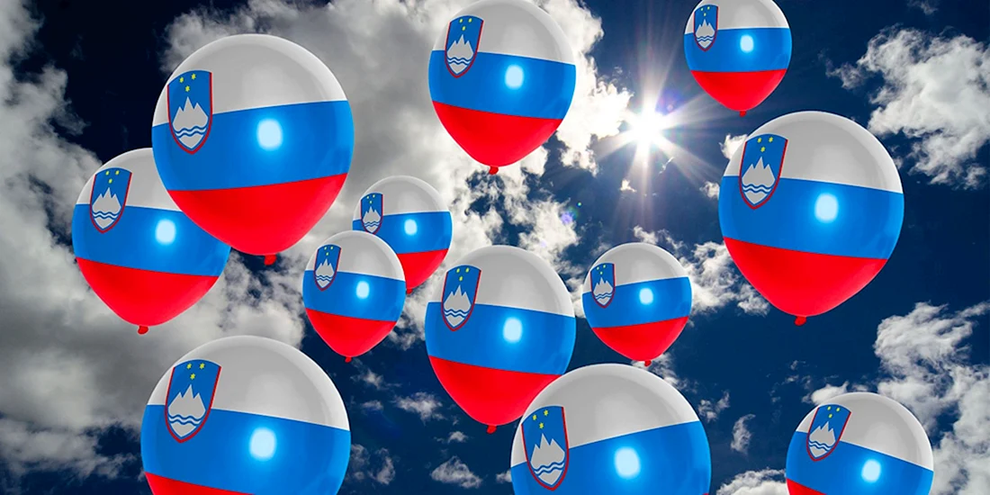 Шары в небе Россия