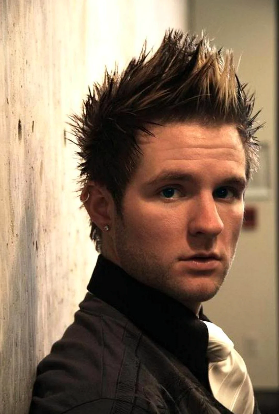 Spiky hair Лазарев