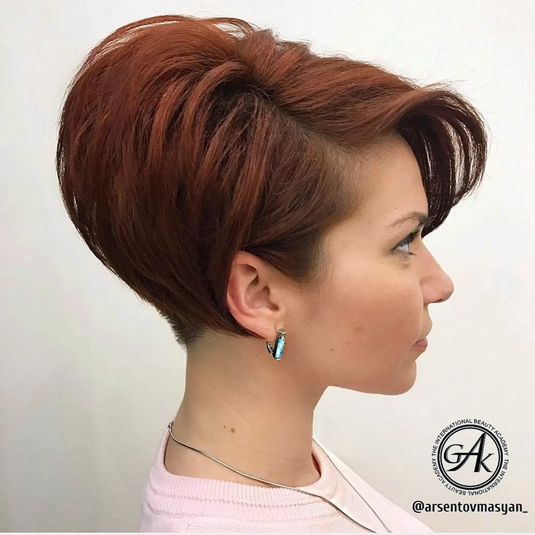 Стрижка Боб каре асимметрия