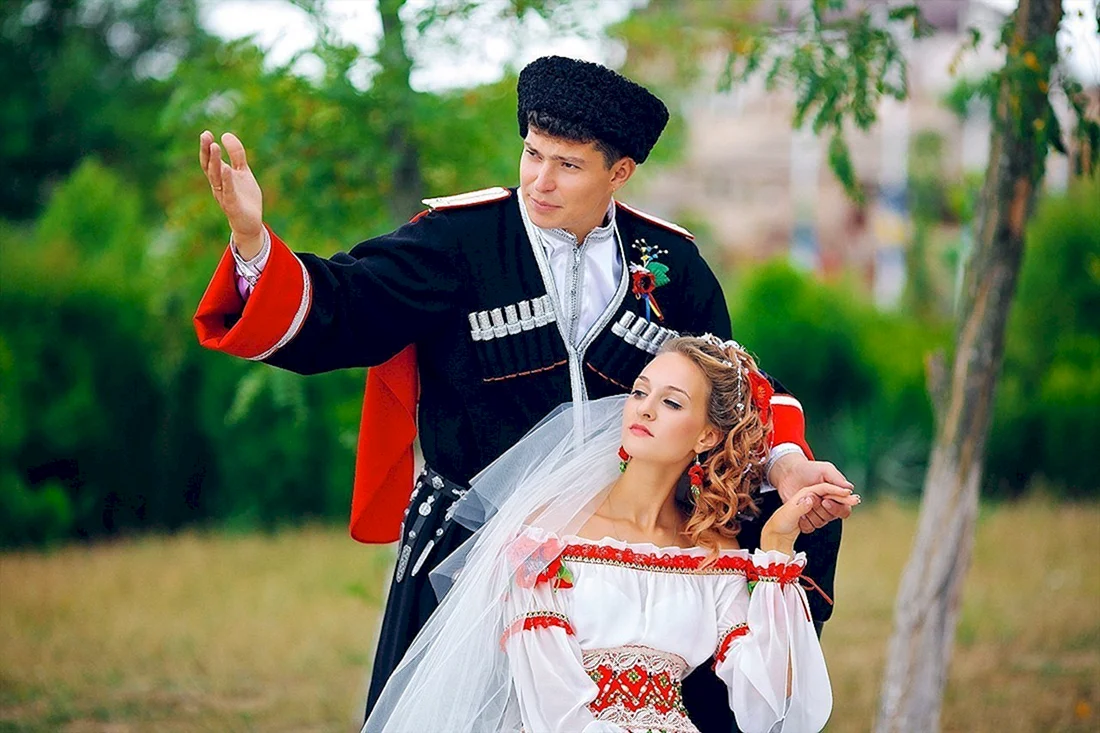 Свадебное платье в Казачьем стиле