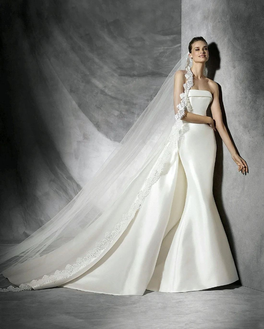 Свадебные платья Pronovias 2023