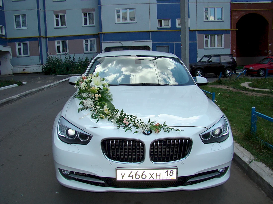 Свадебный автомобиль