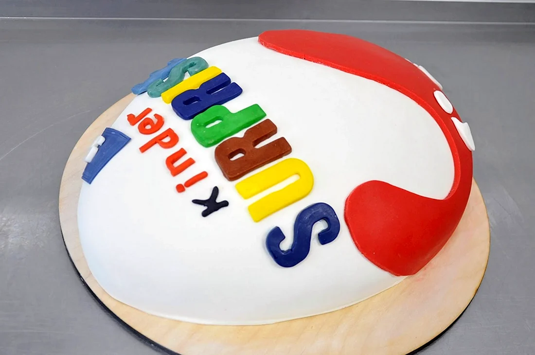 Торт в виде киндера