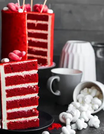 Торта красный бархат Red Velvet.