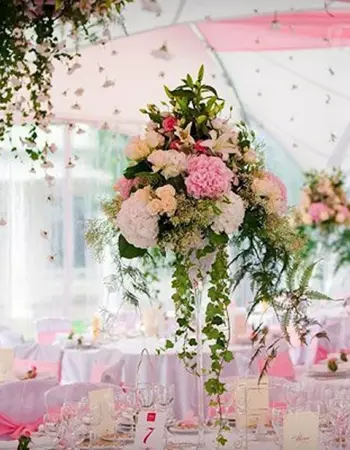 Украшение цветами на свадьбу