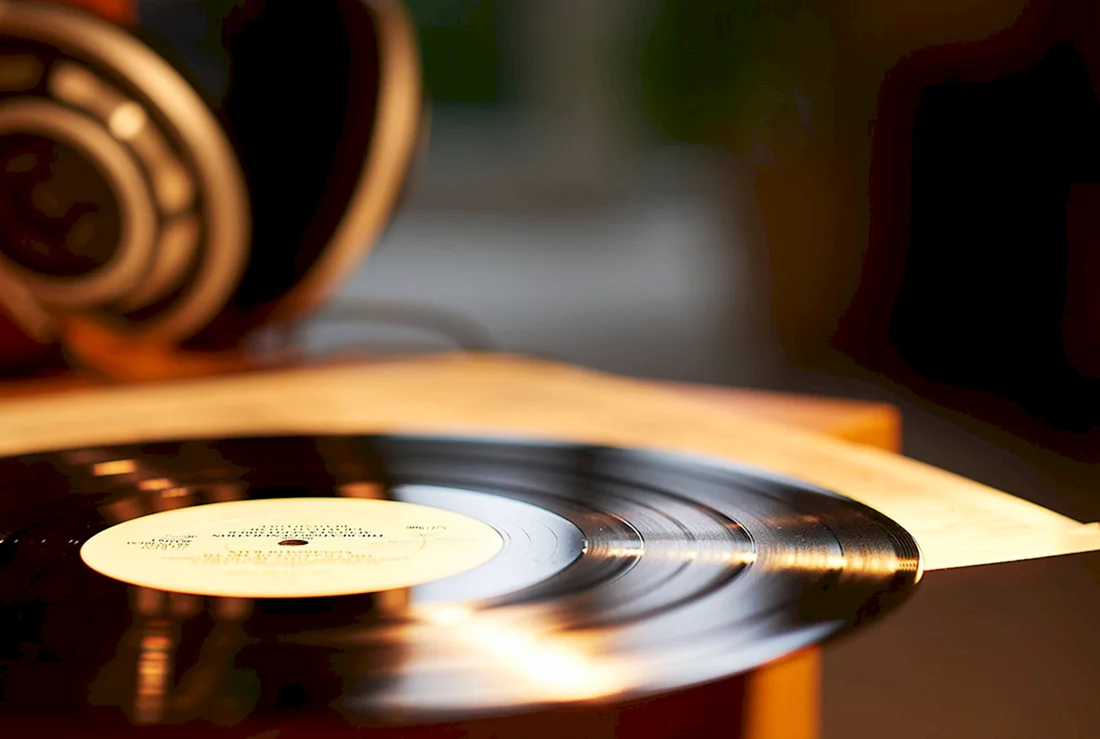 Виниловый проигрыватель Vertigo DJ-5600