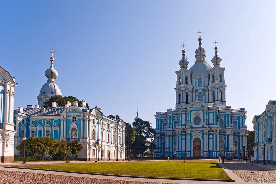 Воскресенский девичий Смольный монастырь