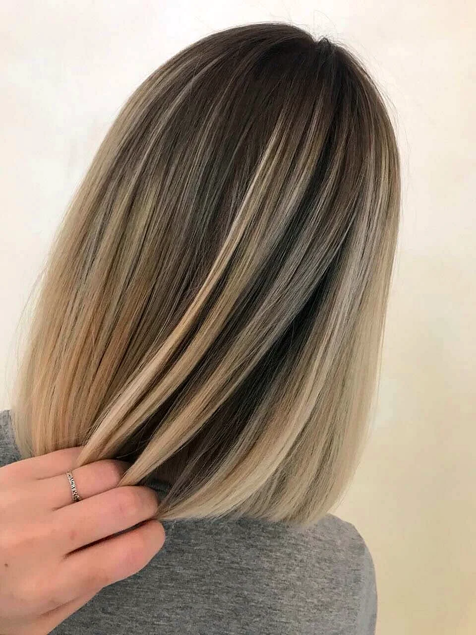 Вуальное мелирование на русые