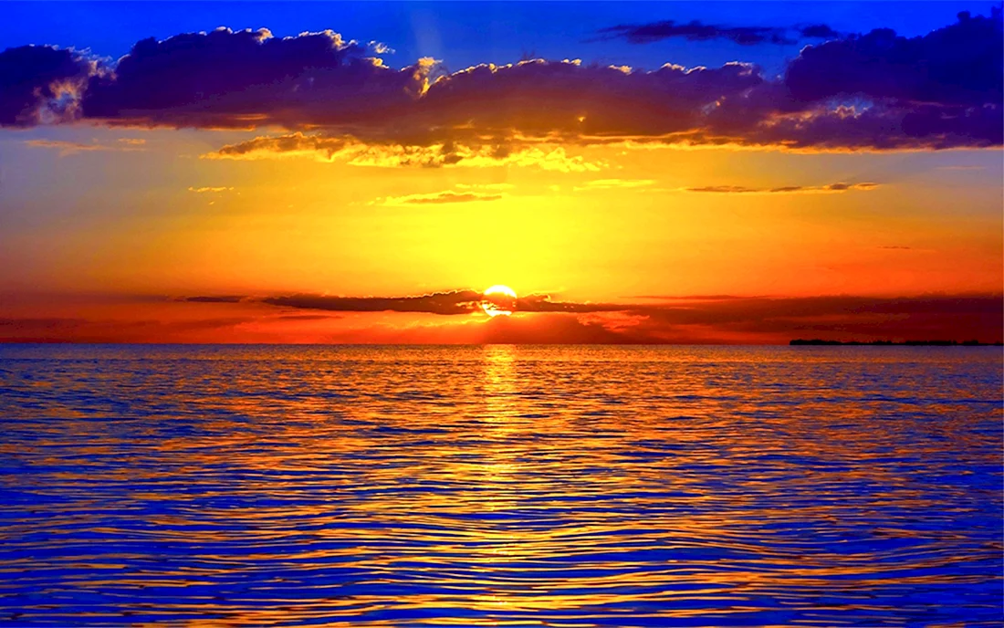 Закат на море