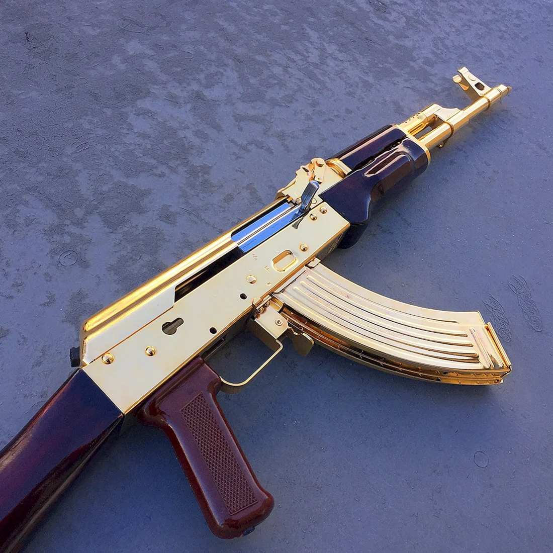 Автомат Калашникова АК-47