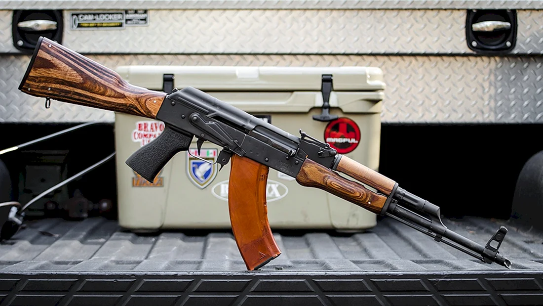 Автомат Калашникова АК-47