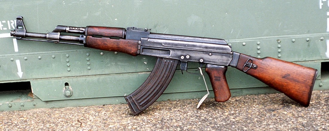 Автомат Калашникова АК-47