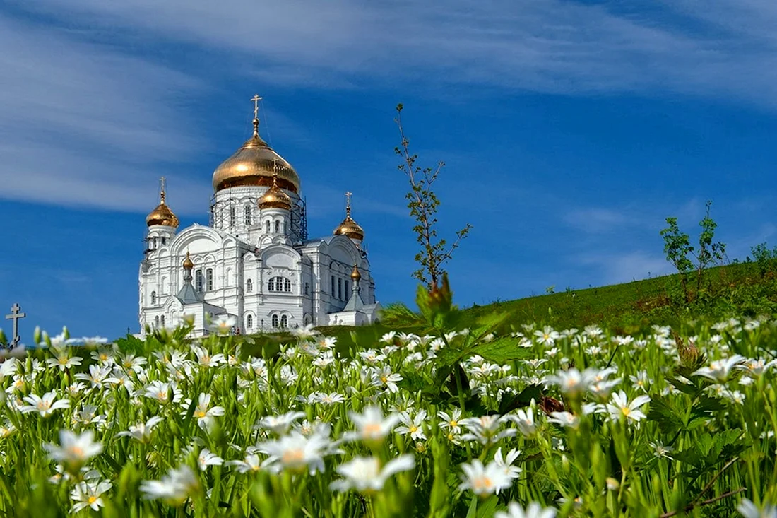 Белогорский монастырь звонница