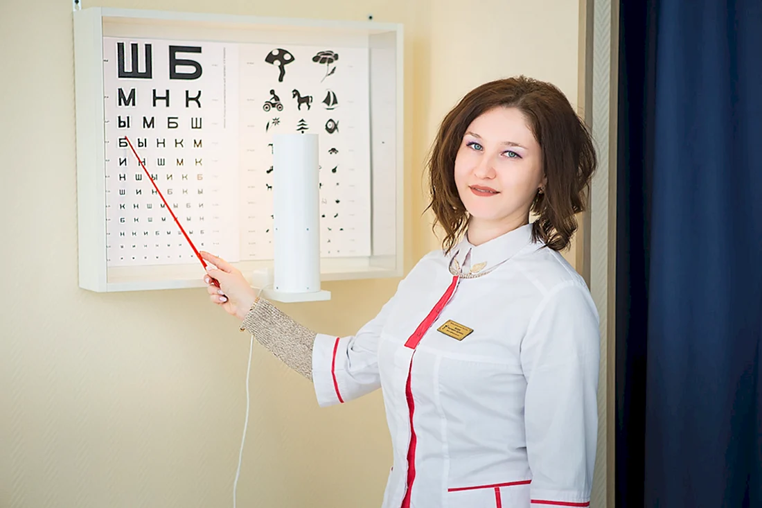 Буланова Анастасия Олеговна офтальмохирург