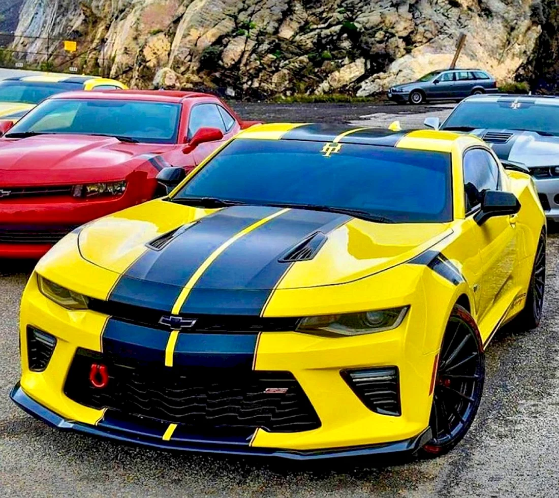 Chevrolet Camaro спорткар