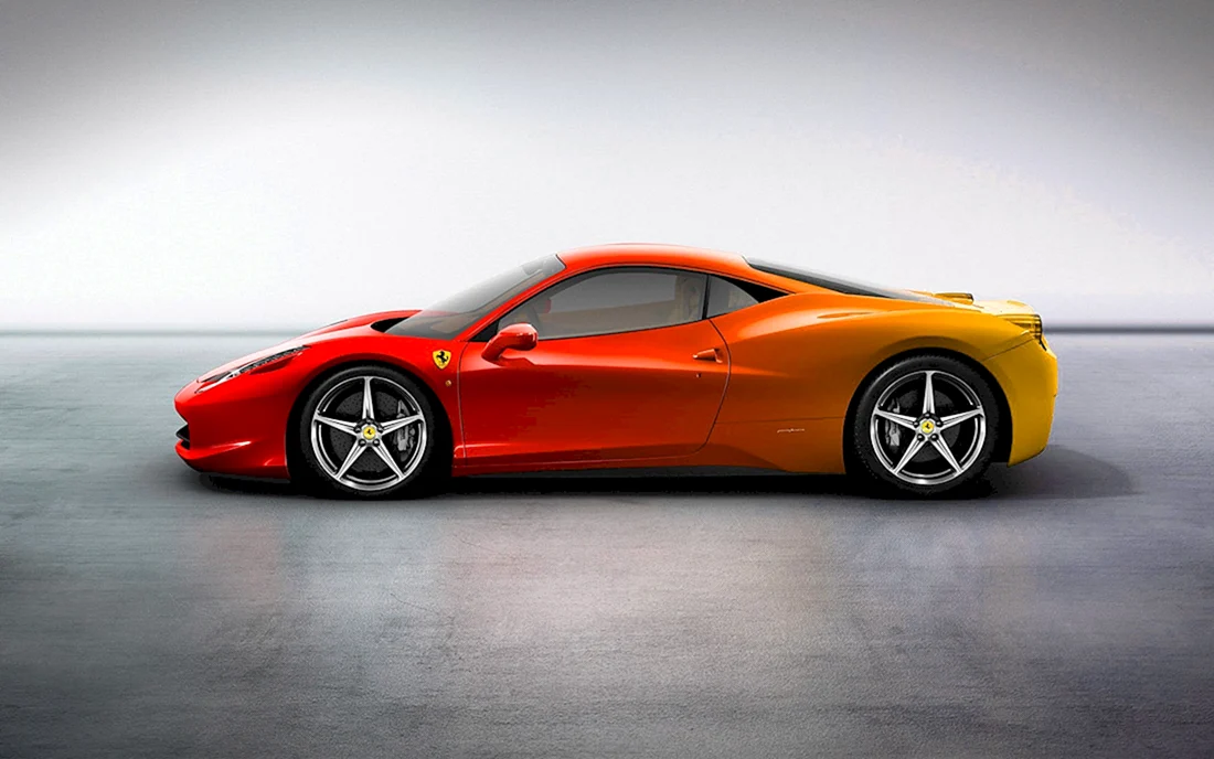 Ferrari 458 Italia красная