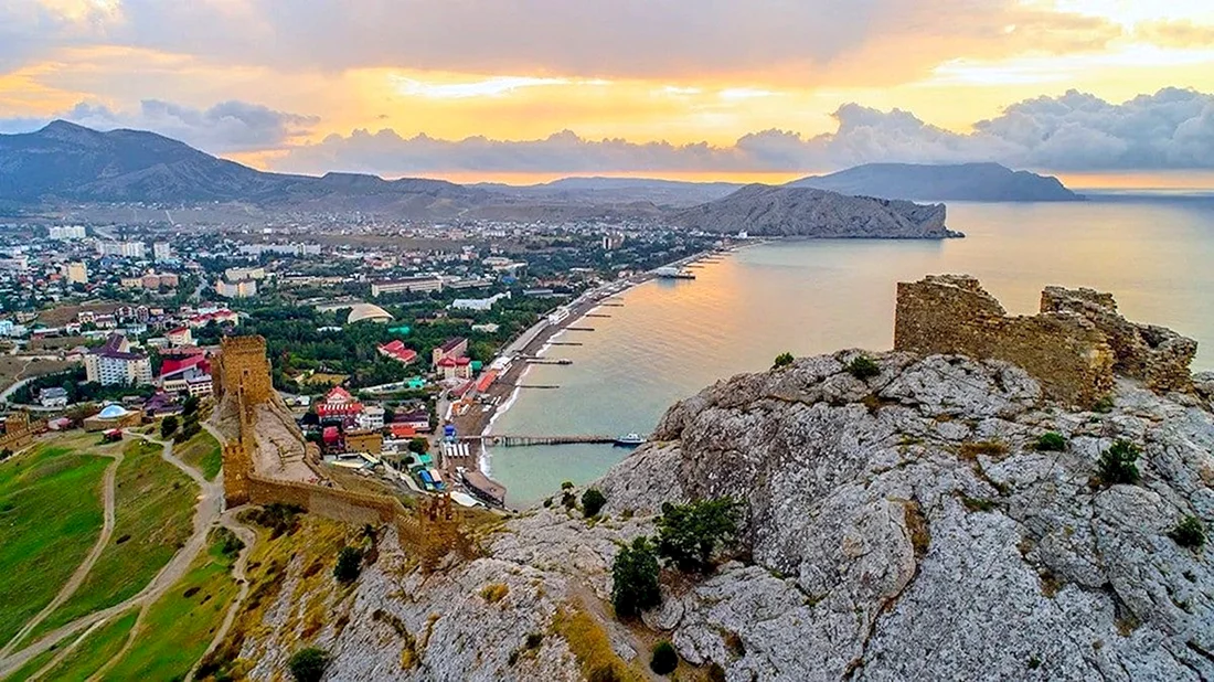 Город Судак в Крыму