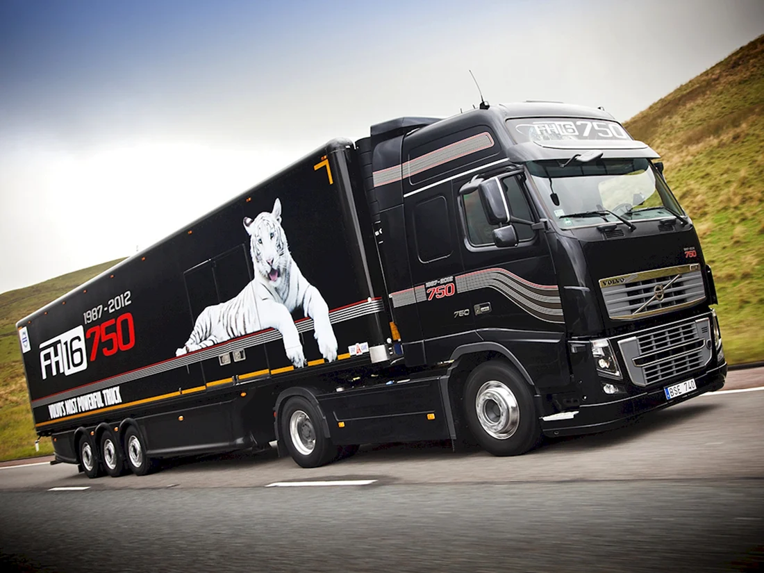 Грузовик Volvo fh16