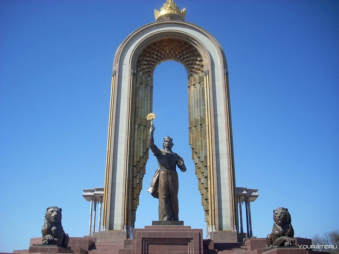 Исмаил Самани памятник
