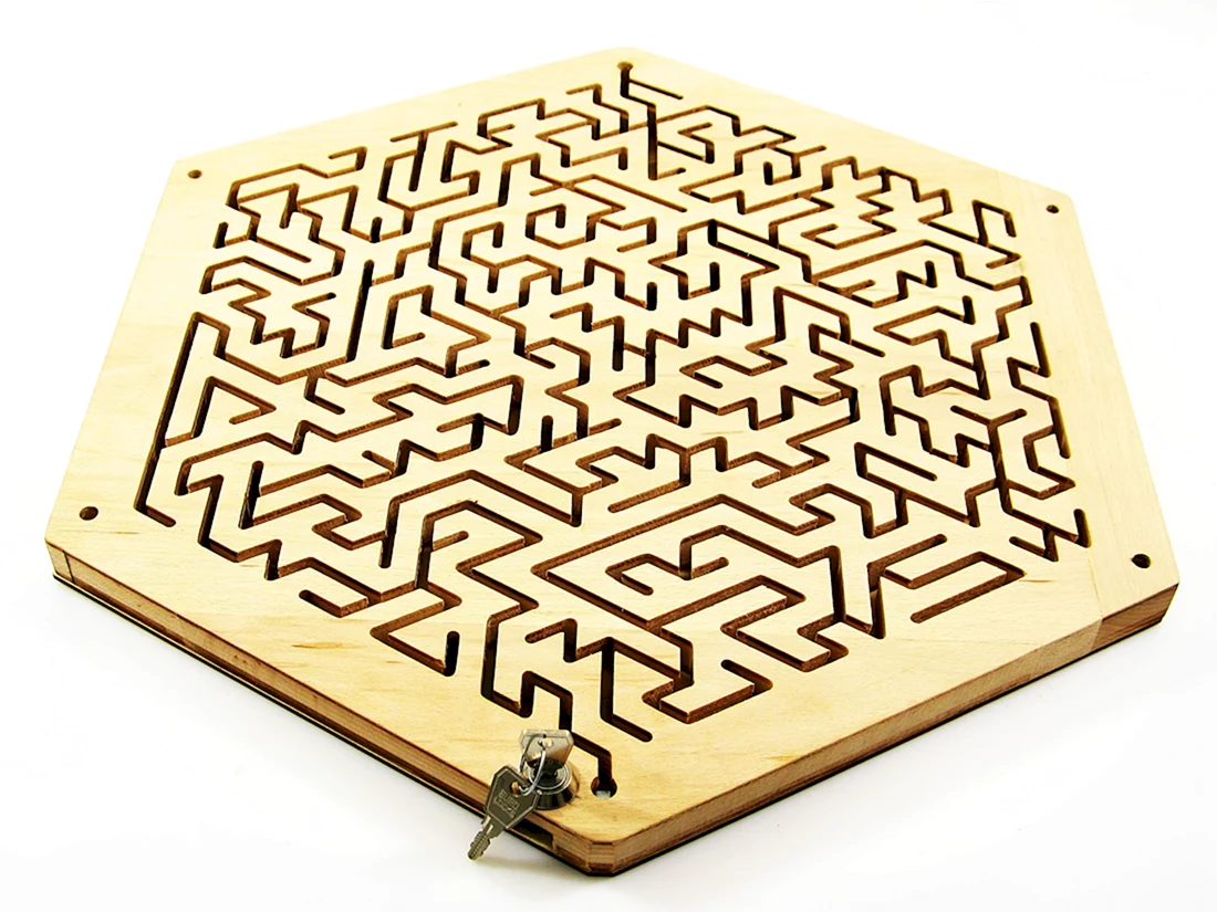 Лабиринт Maze