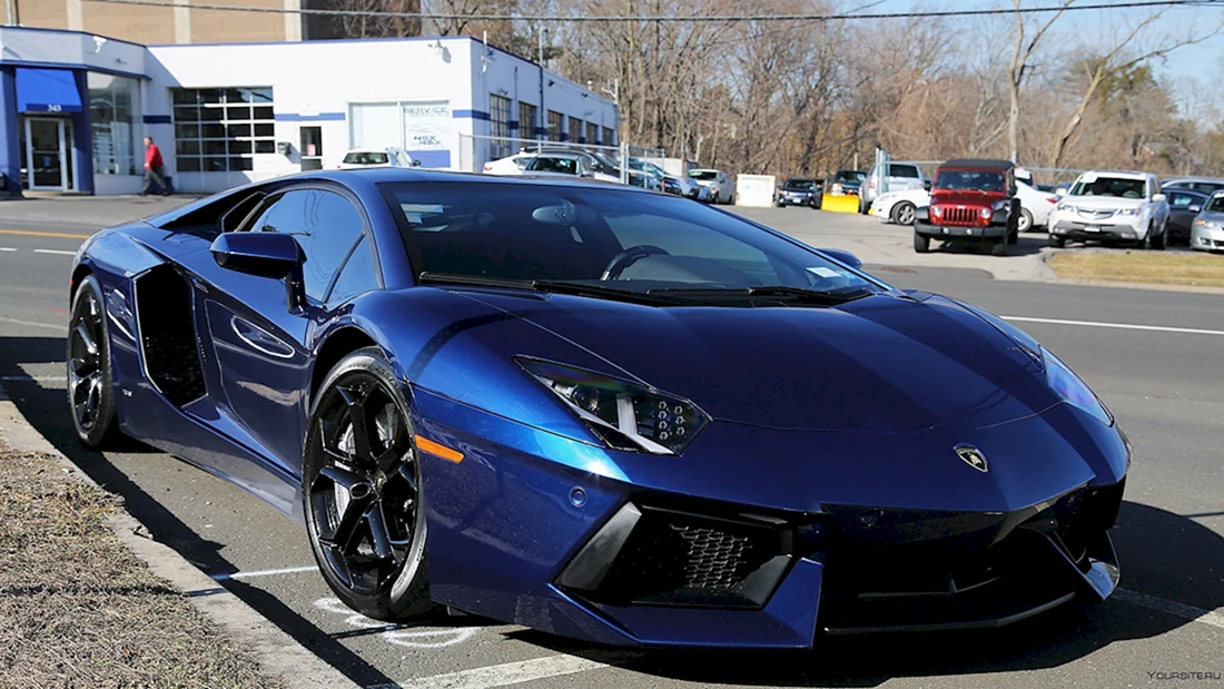 Lamborghini Aventador lp700