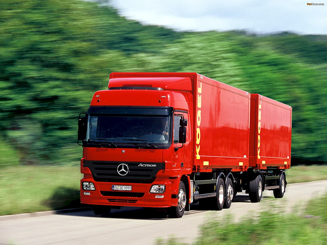 Мерседес-Бенц Actros 2544