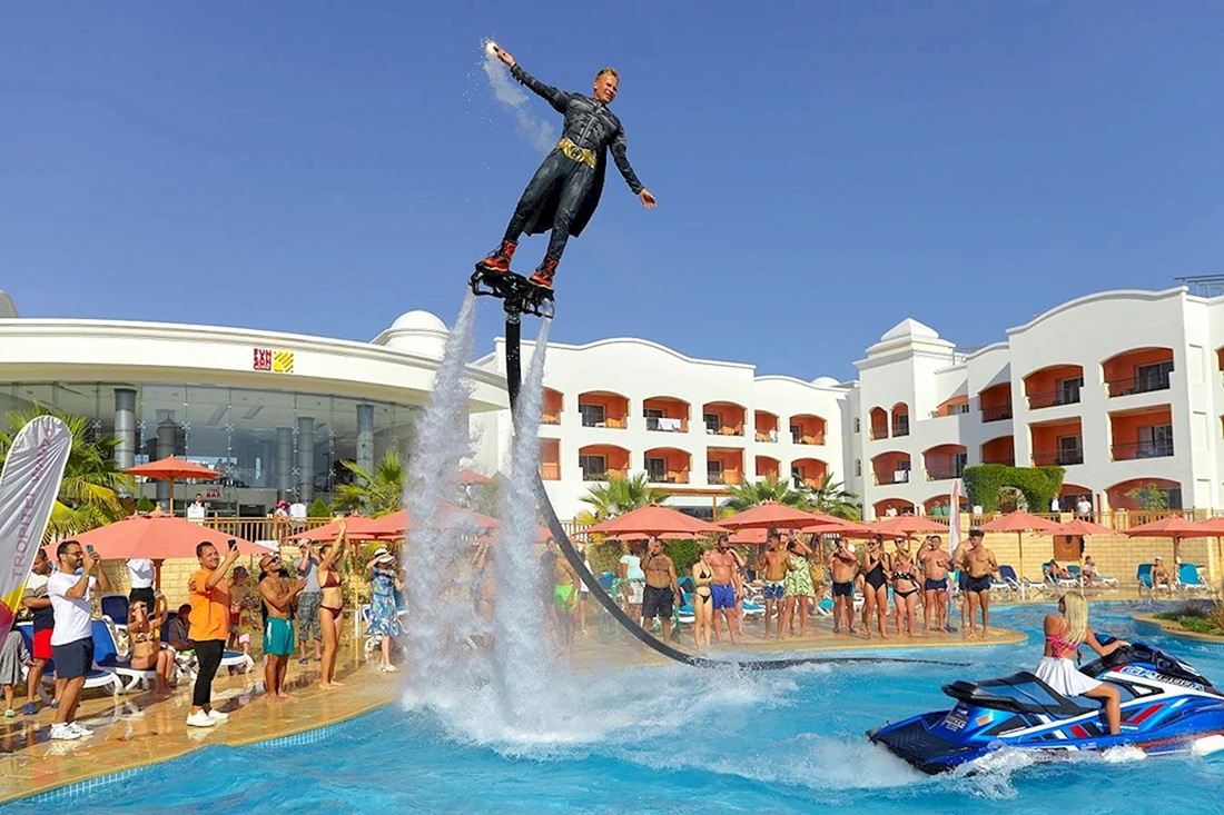 Naama Waves 5