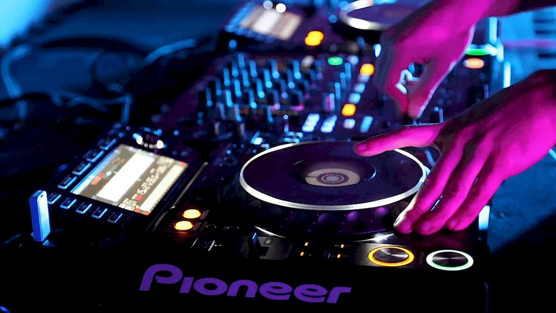Pioneer DJ 2021