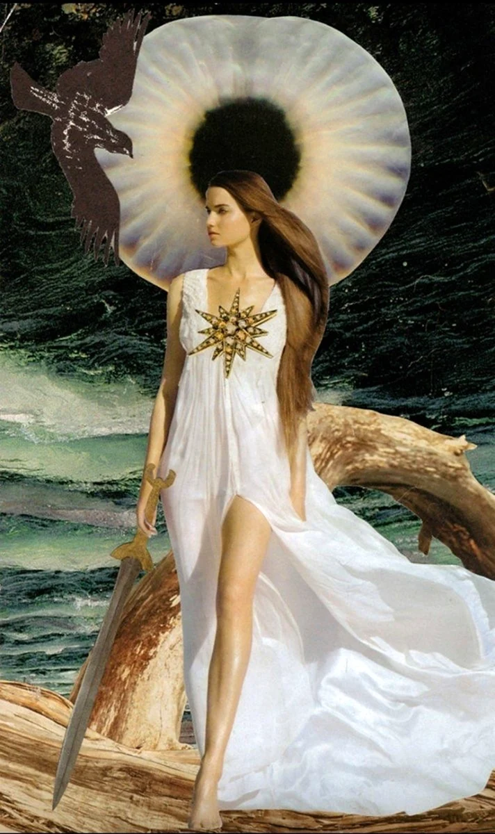 Queen of Swords Таро