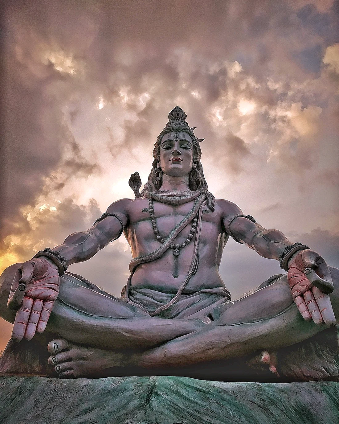 Рудра Шива статуя
