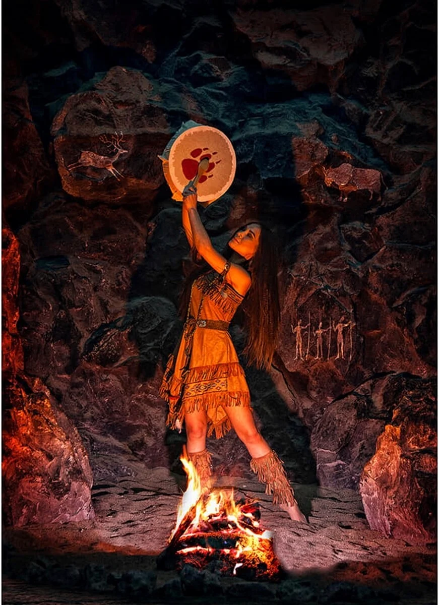Шаман у костра