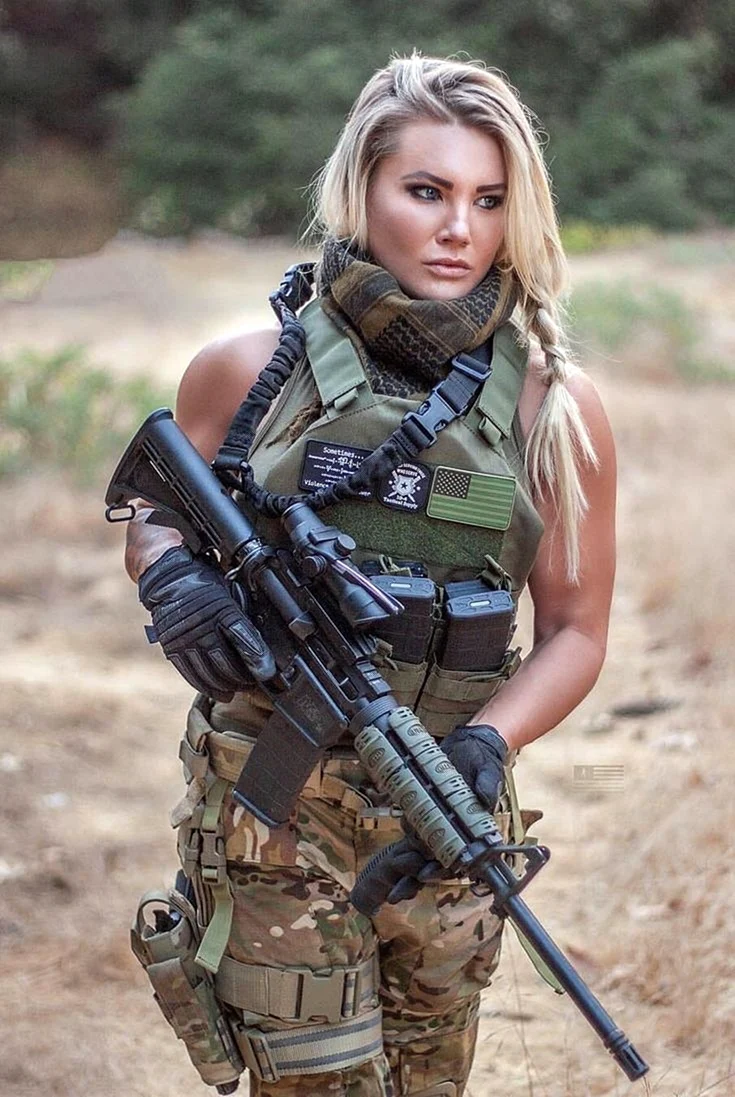 ЦАХАЛА Шарлин