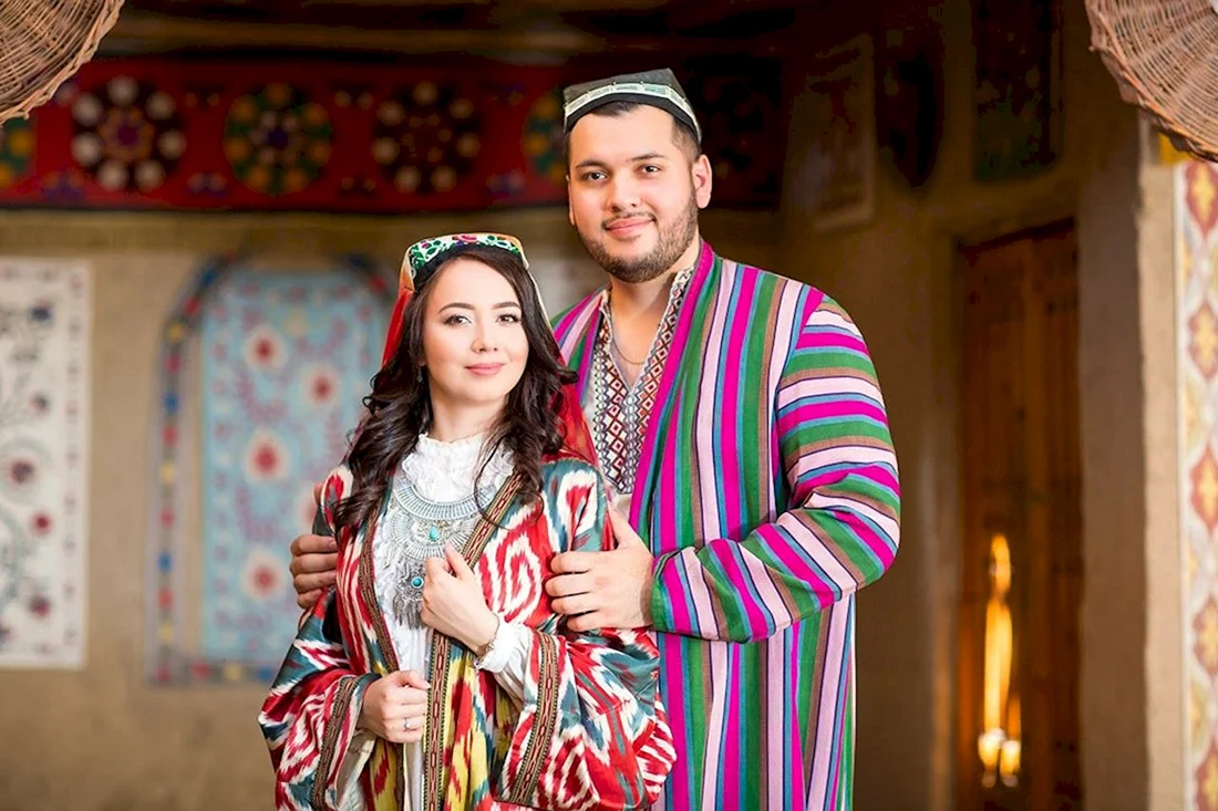 Узбекский национальный костюм