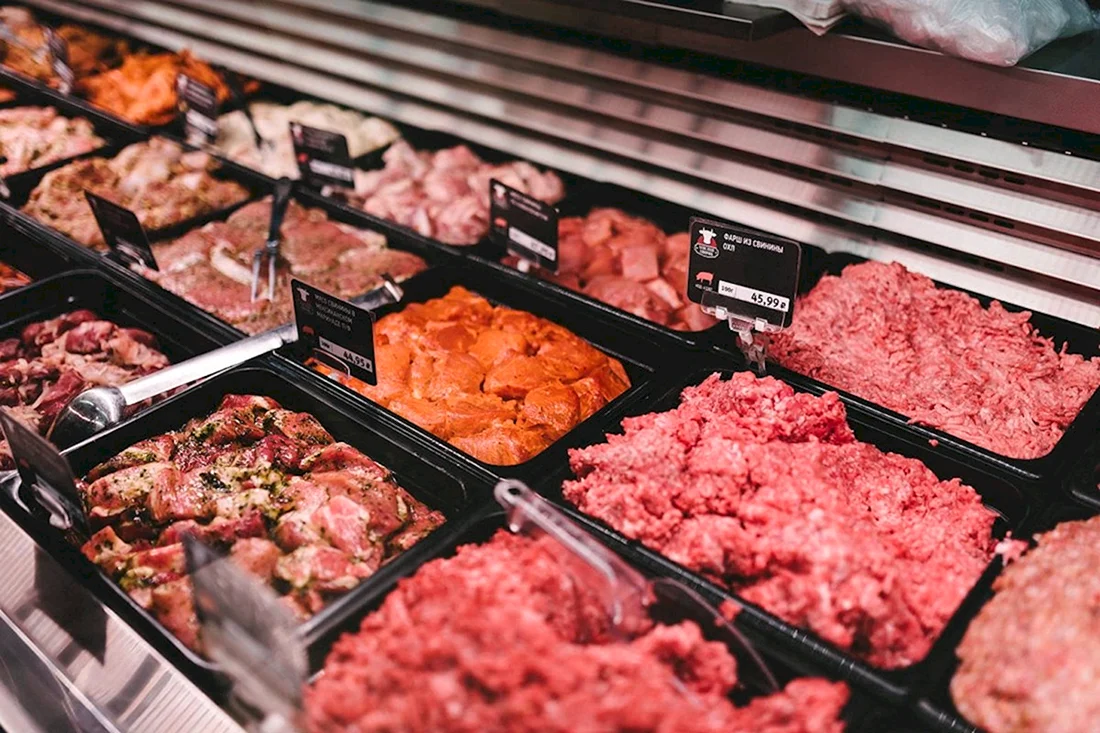 Выкладка мясных полуфабрикатов